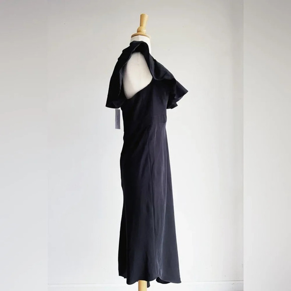 Topshop Black and Cream One Shoulder Dresses - Picture 5 of 7